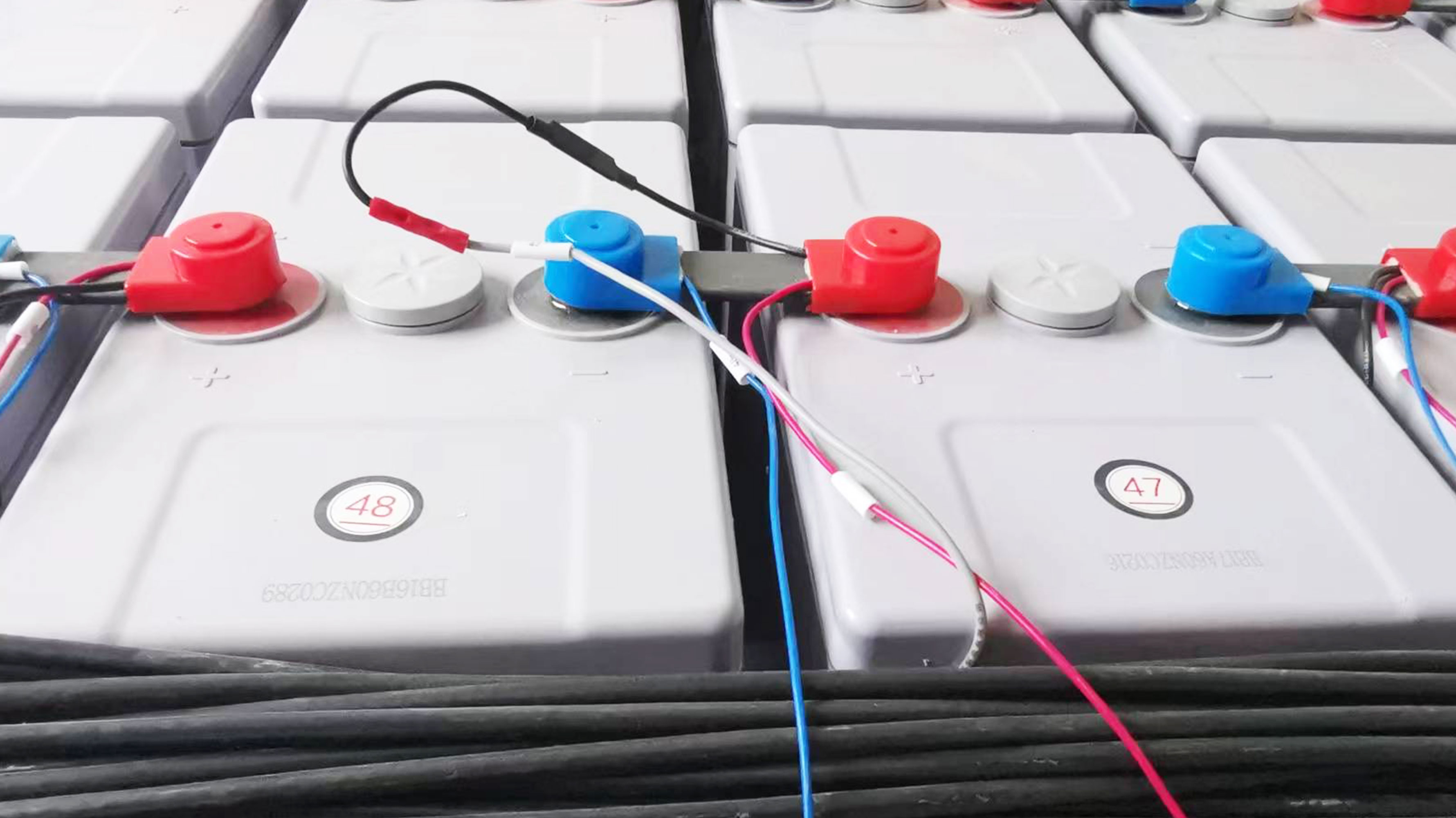 水电站钛酸锂储能 系统